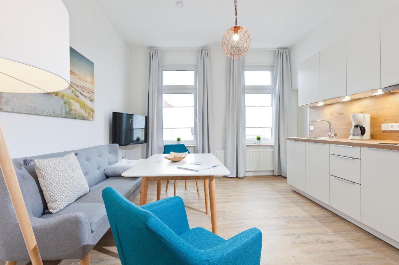Haus Menno Janssen - Ferienwohnung Bella ノルダーナイ エクステリア 写真